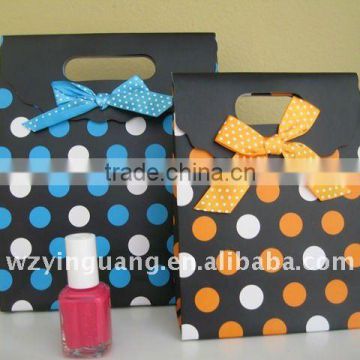 Portable paper candy box