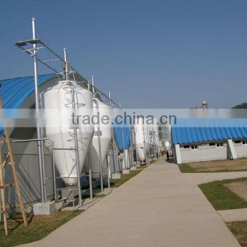 Fibreglass poultry and livestock feed silo