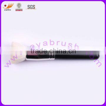 White Square Edge Real Hair Matte Black Wooden Handle Blush Brush