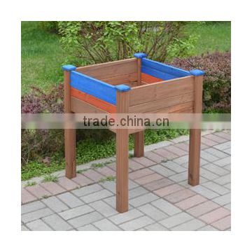 Backyard Patio Greens Planter with Raised Container