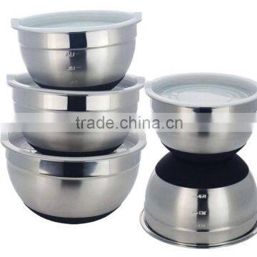 Stainless steel salad bowl with Non-skid silicone base