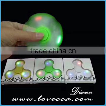 Fashionable finger gyro fidget hand spinner light spinner, finger gyro LED
