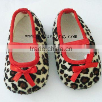 2012 Hot-selling fashion soft and cute children shoes
