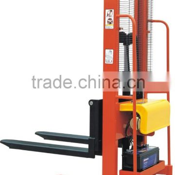 Semi-Electric Stacker EMS series 0630
