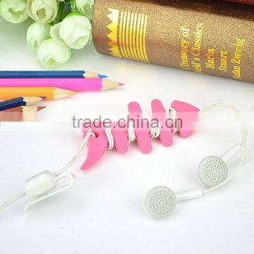 CC-591 Fish bone shape cable clip Silicone Rubber Earphone Cord Cable Organizer Cable Winder