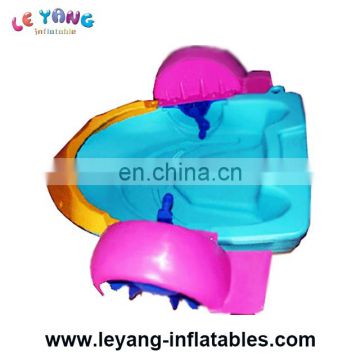 Hot sale water plastic toy lake kids hand power paddle boat from china