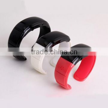 China manufacturer gt08 smart watch smart wristband wrist watch blood pressure monitor