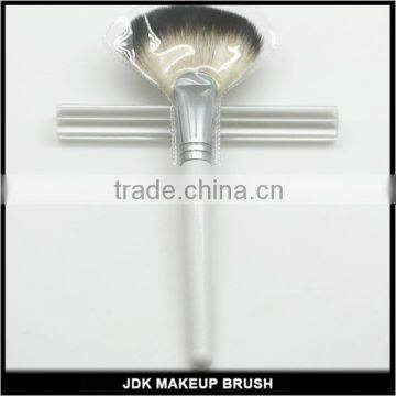 Large Rounded Fan-Shaped Cosmetic and Makeup Brush