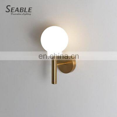 Personality Fashion Indoor Decoration Metal Glass Gold Black Modern Bedroom Living Room LED Wall Light