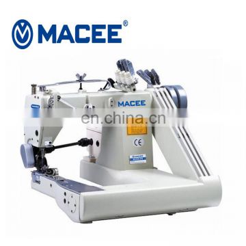 MC 928-PS HIGH-SPEED THREE NEEDLE FEED-OFF-THE-ARM CHAINSTITCH MACHINE