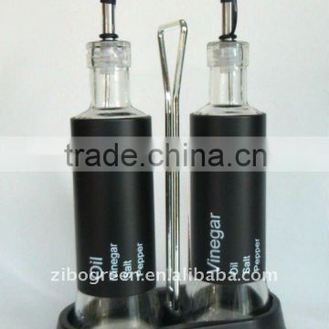 TW913 2pcs glass oil and vinegar set with metal casing and plastic stand