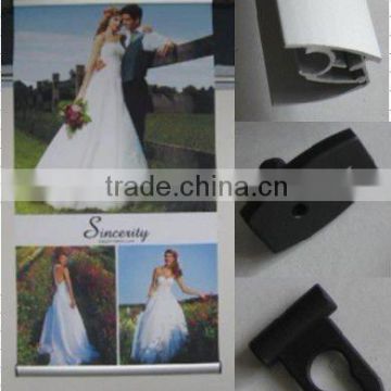 Snap poster clamp