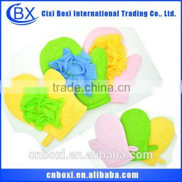 2015 Continued hot cartoon China wholesale baby bath glove,body scrubber glove