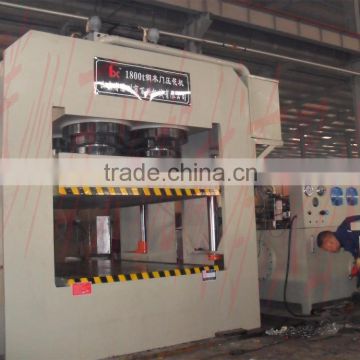 China Manufacturer 2000 ton door plate embossing machine