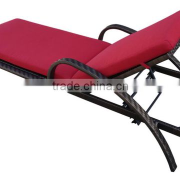 Most popular leisure outdoor garden lounge chair day bed rattan lounges
