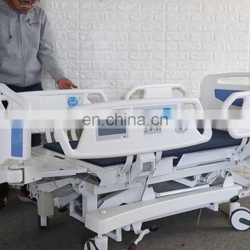 Multi-function manual Foldable wheelchair for hospital disabled