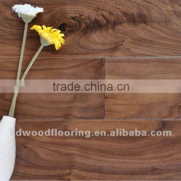 Textured grain American Walnut engineered wood flooring