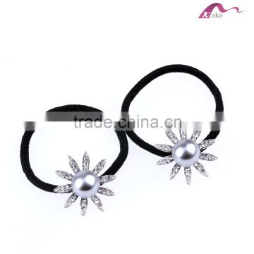 Wholesale Elegant Korean Style Girls Big Pearl Decorative Crystal Flower Elastic Hair Band For Pony Tail Rubber Rope