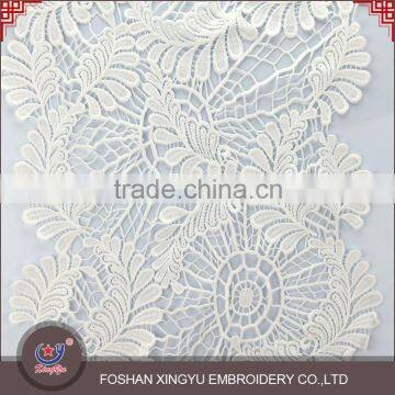 2015 latest embroidered high quality tulle lace chinese applique ready made embroidery