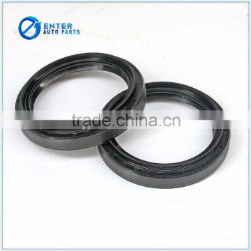 China auto engine parts diesel engine 13T output end oil seal