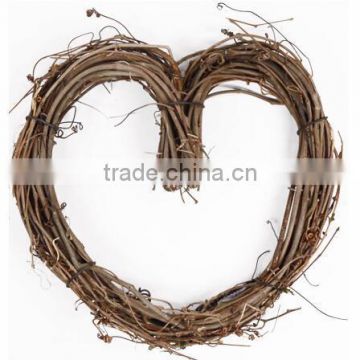 Grapevine heart wreath basket 10 inch