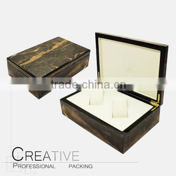 Wholesale factory supply custom design wooden watch storage box with gold button