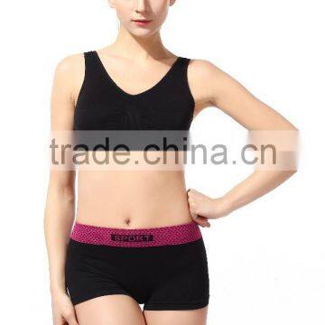 2015 latest woman seamless sport Bra & Brief Sets