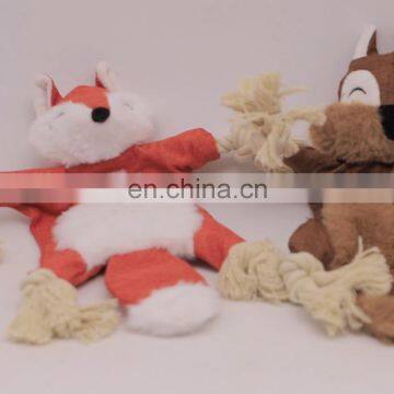 Manufacturer New Design Squeaky Dog Chew Toys Squirrel Plush Dog Toy with Rope