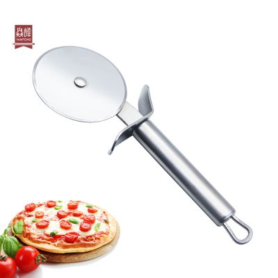 YF Professional kitchen smart accessories pizza knife prefect for pizza cutting stainless steel pizza cutter