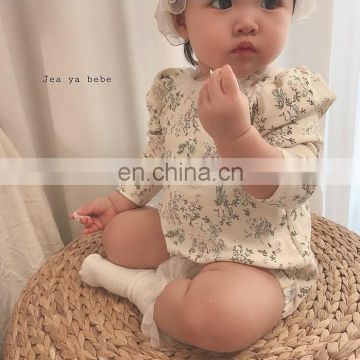 INS Newborn Baby Girl Baby Cute Lady Floral One-piece Little Lolita Gentle Lace Romper + Headwear