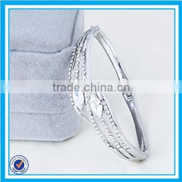 Cheap price wholesale white clear rhinestone silver brand bangle