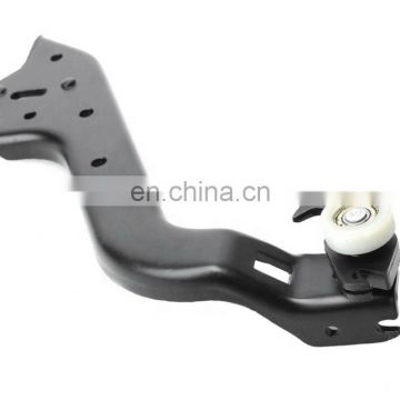 9067600547 9067600347 9067600147 Car Lower Right sliding door Roller Guide assy for Benz sprinter 3 5-t Bus (906)313CDI 11-16