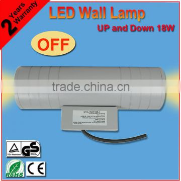 China Supplier IP65 18W Up and Down LED Wall Lamp Light