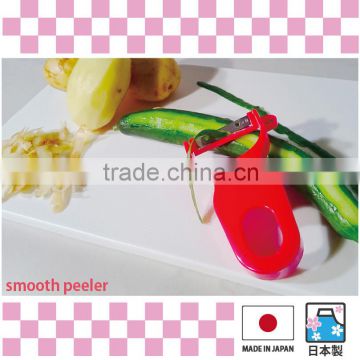 Easy to grip potato peeler manual for fruit and vegetable