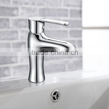 Polished Surface Finishing Single Hole Mounted Brass Water Faucet