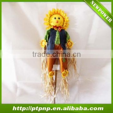 Sunflower Scarecrows for Halloween with stick