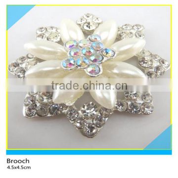 Rhinestone Mix Pearl Flower Design Brooch Crystal AB Rhinestone Setting Brooch 4.5x4.5cm
