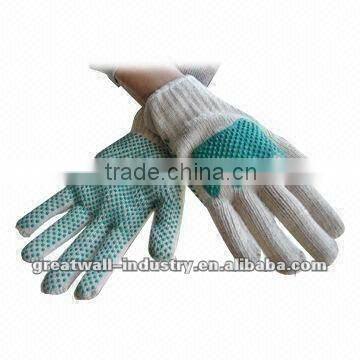 7 Gauge Knitting Seamless T/C Gloves, Natural White, PVC-dotted Palm, Back and Finger