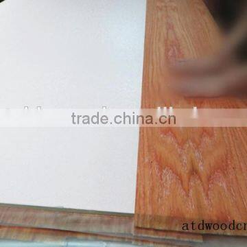 Natural red oak veneered fancy plywood from Linyi