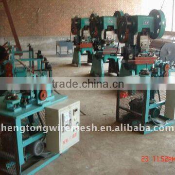 barbed wire machine (sales@hengtongwiremesh.com)