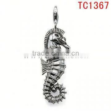 TC1367 fashion special dragonly design man-made trendy wholesale pendant&charm