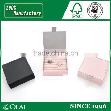 Pink paper cufflink box for display