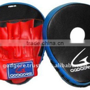 Training and Competition Durable Hand Crafted Eva Foam Padding Standard Red and Black Artificial Leather Boxing Focus Mitts