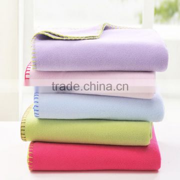 Blanket factory in China OEM service polar fleece 50"X60" customized polyester blanket