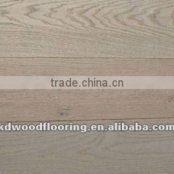 Wire brused white oak multi layer engineered carbonized wood flooring