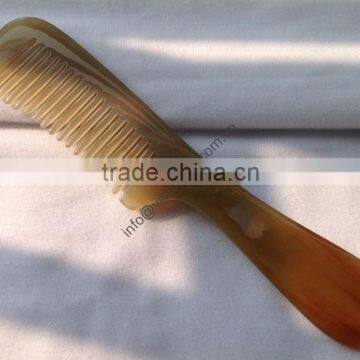 Horn comb, size 19cm x 3.8cm