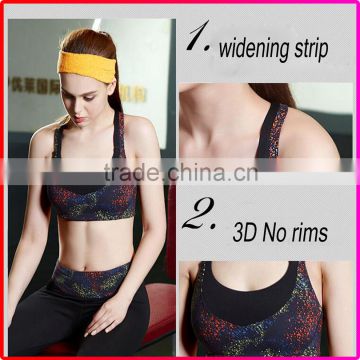 Breathable and quick dry paded fitness wear sports bra for women