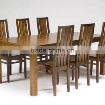 Vevina Dining Set