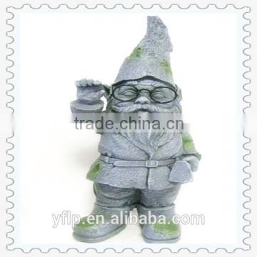 Resin Standing Gnome Figurine Craft for Garden Decoration