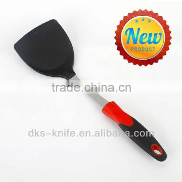 TSY002-ST Black Nylon Solid Turner with Red PP and Black TPR handle Nylon Kitchen Tools